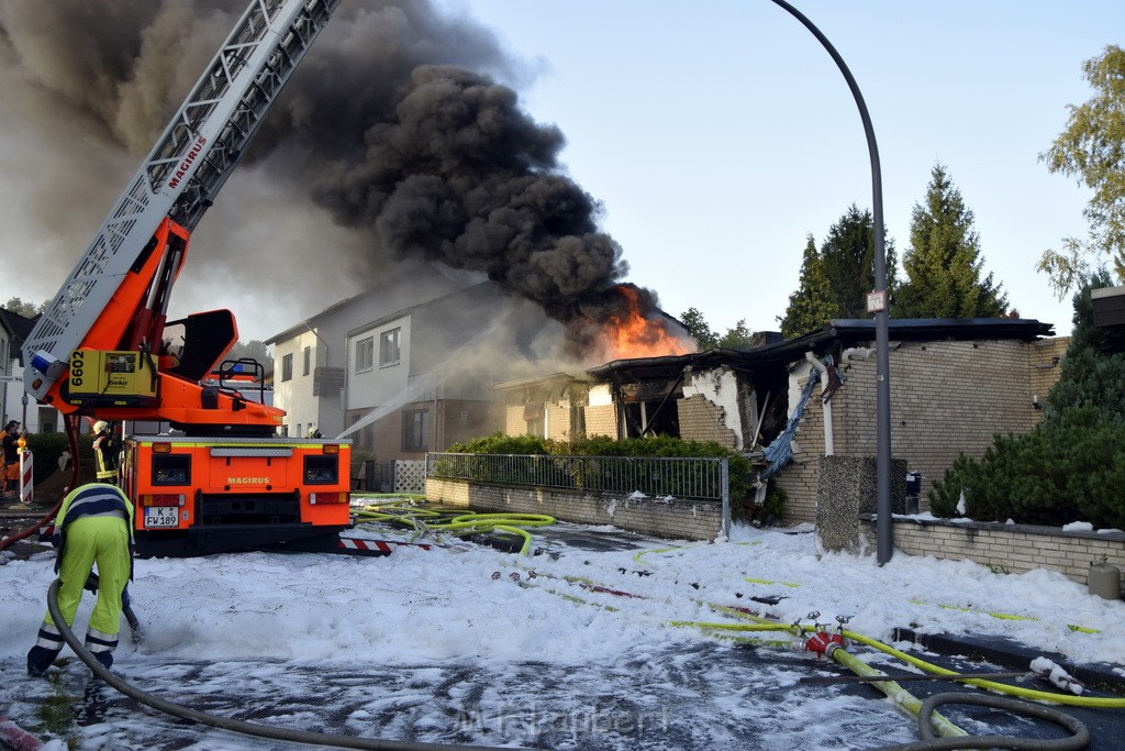 Feuer 2 Y Explo Koeln Hoehenhaus Scheuerhofstr P1303.JPG - Miklos Laubert